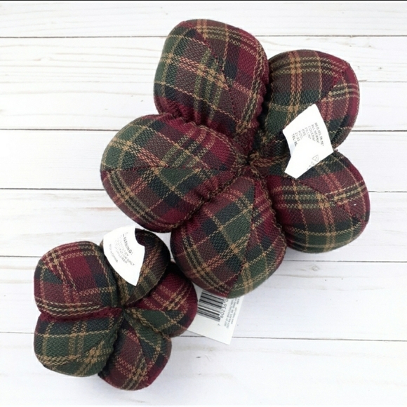Fall Pumpkins Plaid Fabric Set of 2 Home Decor - Picture 3 of 3